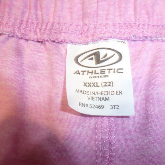- New Plus Size Women's Athletic Works Gym Moisture Wicking  Shorts XXXL(2… - Picture 3 of 7